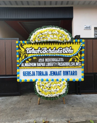 Papan Bunga Duka di Talaga Luhur